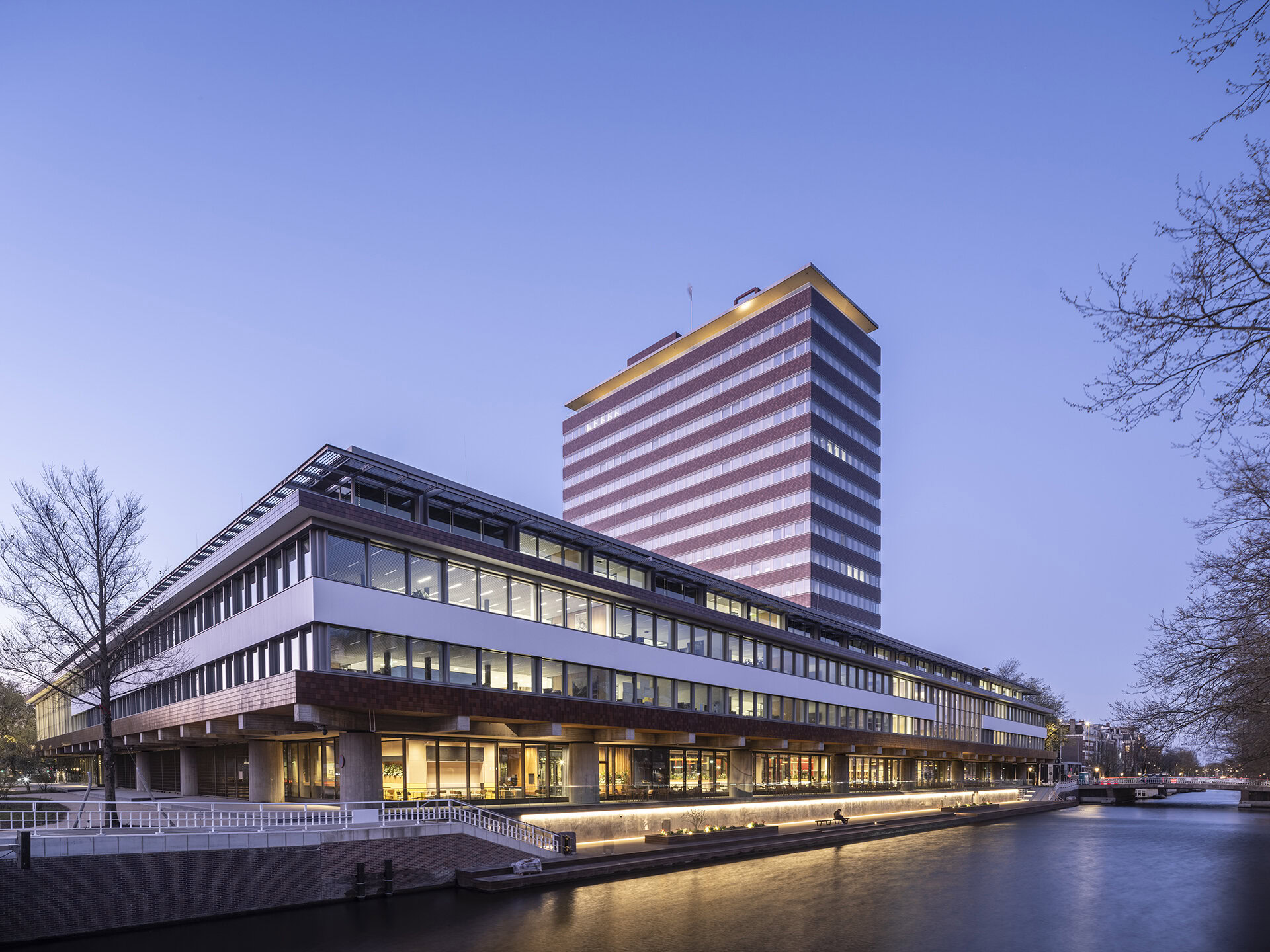 De Nederlandsche Bank